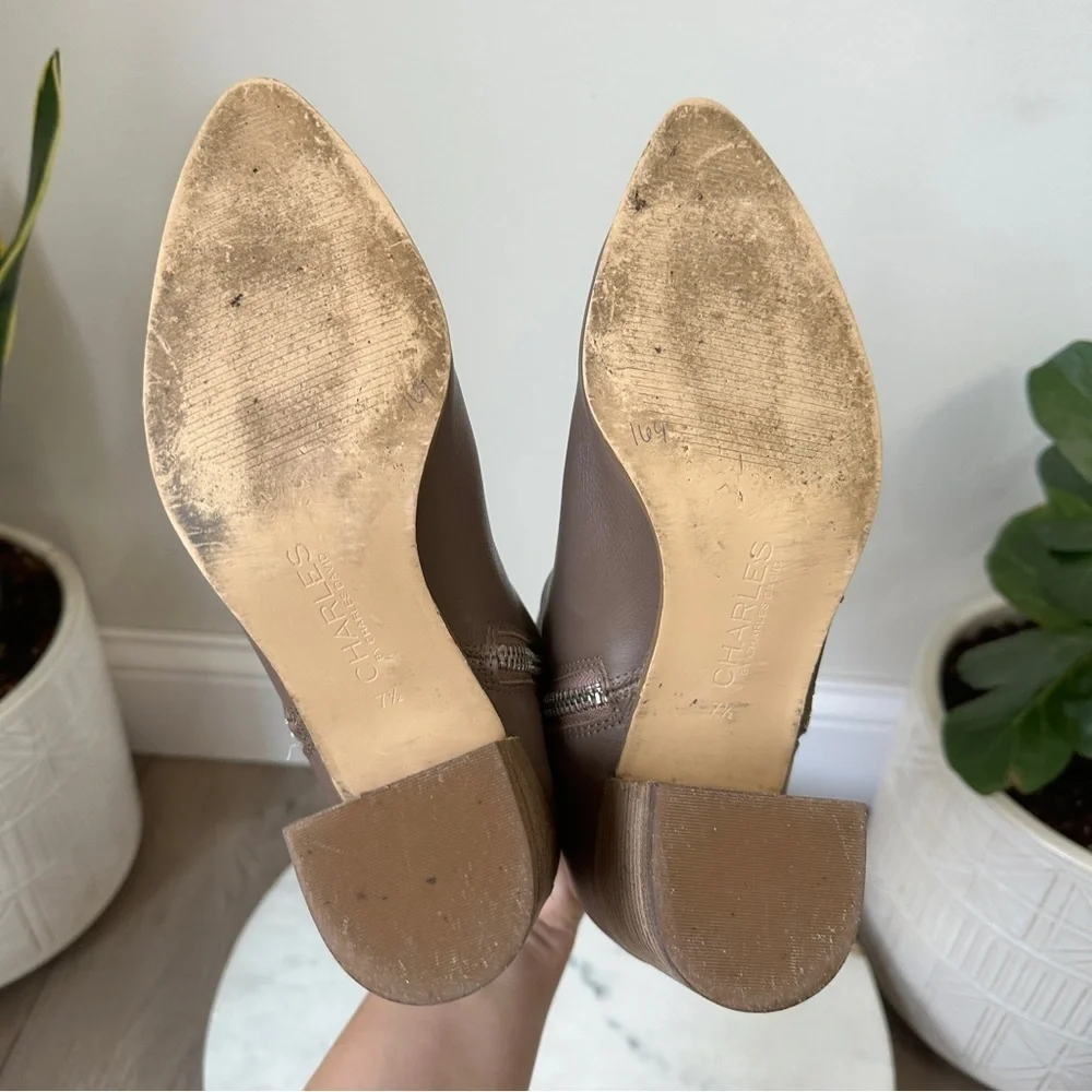 Charles David pebbled leather boots Brown Gray block Heel shoes size 7.5